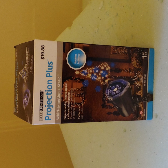 Projection Plus Christmas Lightshow - Picture 1 of 6